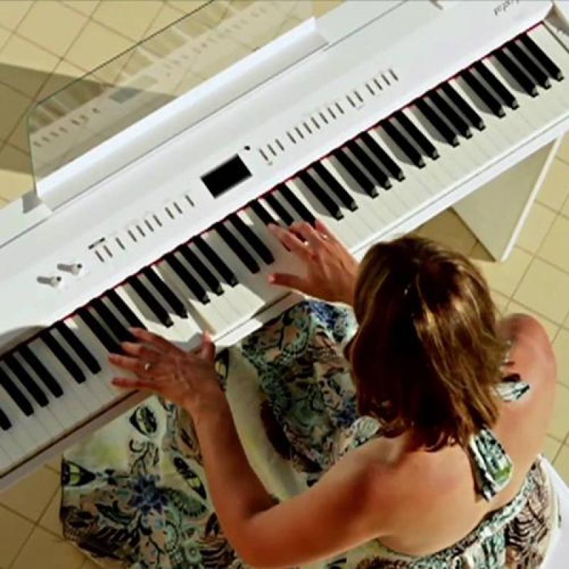 Roland FP-7F