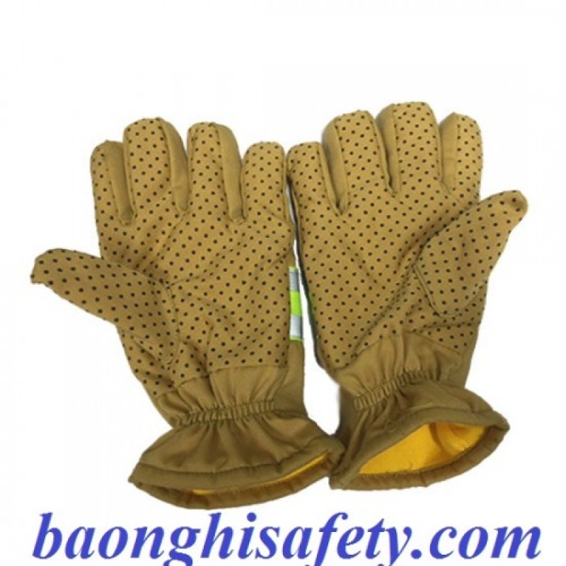 Găng tay chữa cháy Theo Thông tư số 48/2015/TT-BCA