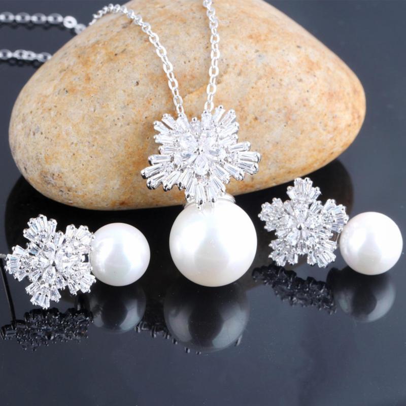 Bộ Trang sức Khuyên Tai và Dây Chuyền bạc 925 đính ngọc trai tự
nhiên