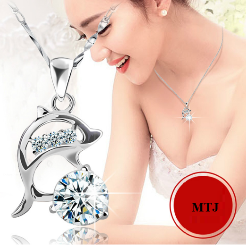 Dây chuyền bạc cá heo may mắn.