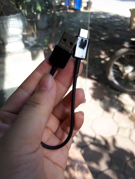 Cáp Type C 20cm sạc pin dự phòng (đen)