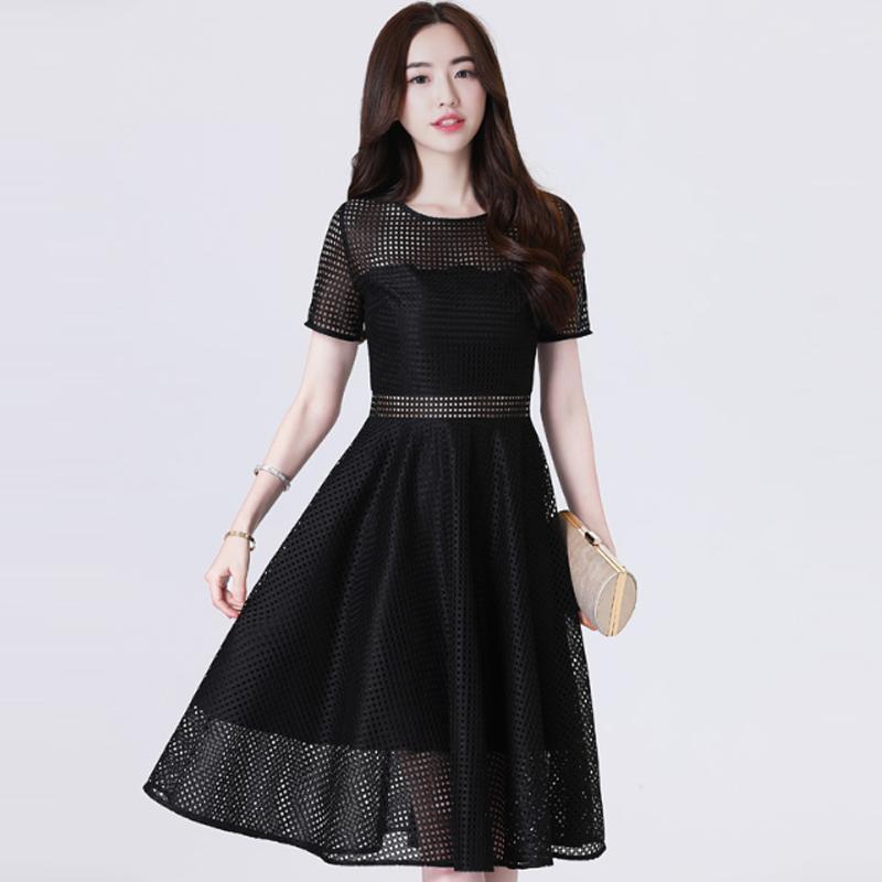 Đầm ren đen xòe dự tiệc cao cấp Anaconda