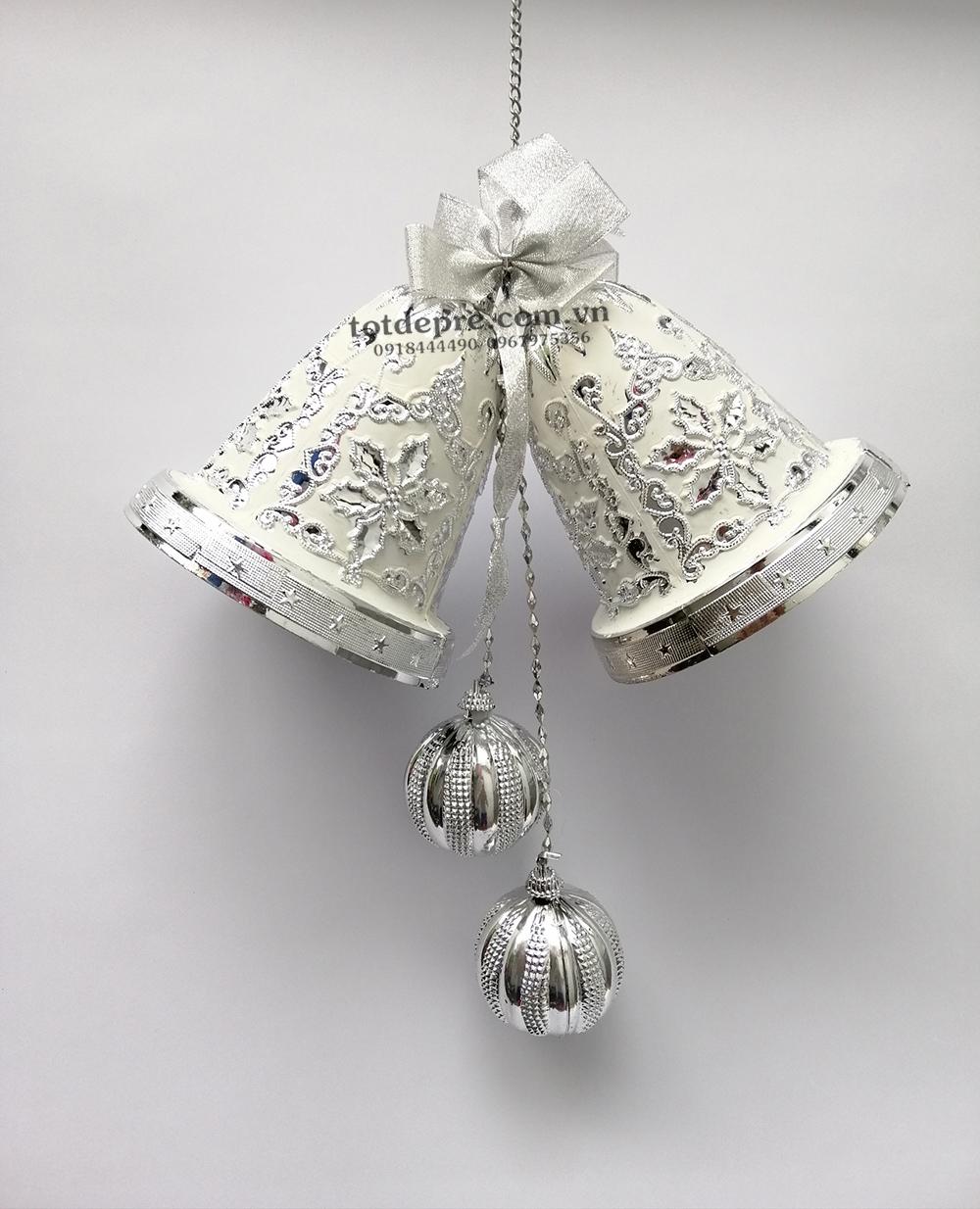 Chùm chuông trang trí cây thông Noel kiểu có hoa văn , đường kính 12cm