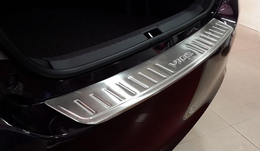 Ốp Chống Xước Cốp Ngoài Xe Vios 2014 2015 2016 2017 Mẫu Inox, Chống Xước Cốp Hiệu Quả, Lắp Đặt Dễ Dàng