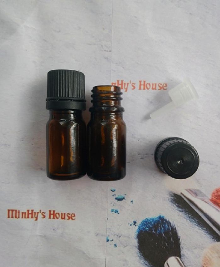 10 chai thủy tinh NÂU chiết tinh dầu nắp vặn đen 5ML