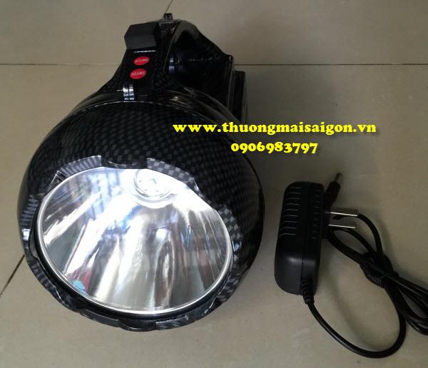 Đèn pin chiếu xa hơn 1.000 m