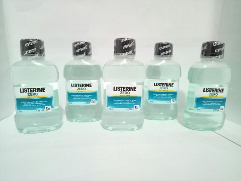 Set 5 chai nước xúc miệng Listerine 80ml + tặng 2 món : túi đựng mỹ phẩm xinh xắn + tuýt kem đánh răng ps nhập khẩu