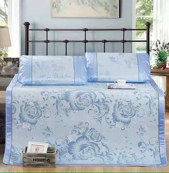 Chiếu lụa điều hoà trải giường1M6 X 2M Tặng kèm vỏ gối
