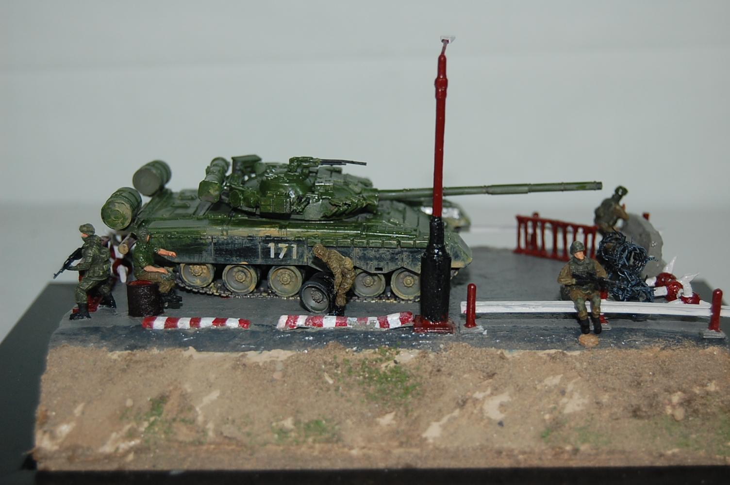 Mô hình bối cảnh xe tăng t-80bv repair tỉ lệ 1:72