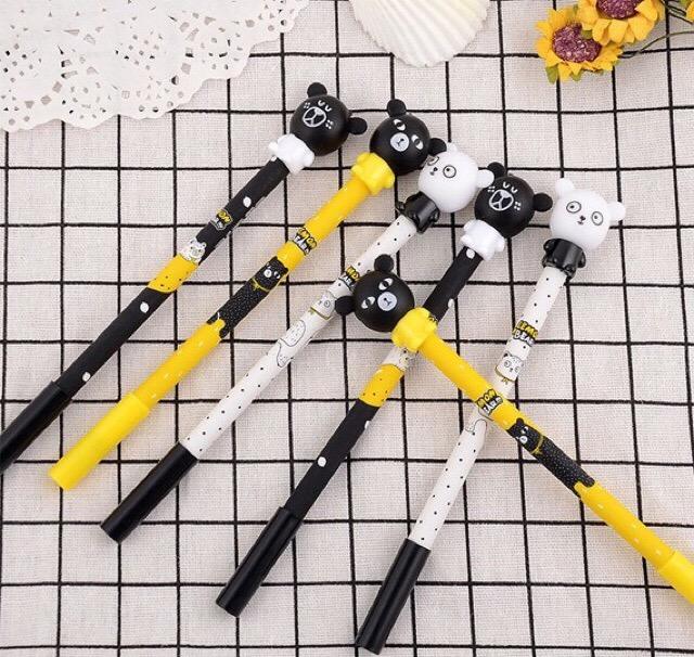 Bút viết mực nước Gấu đen trắng vàng có 4 màu mực đen đỏ xanh tím - SakuraShop