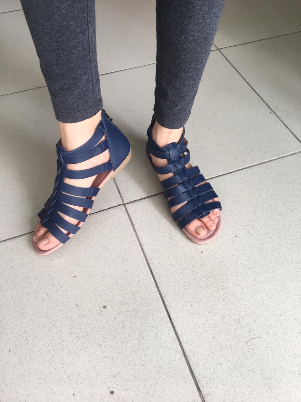 Sandal rọ khóa kéo BATA