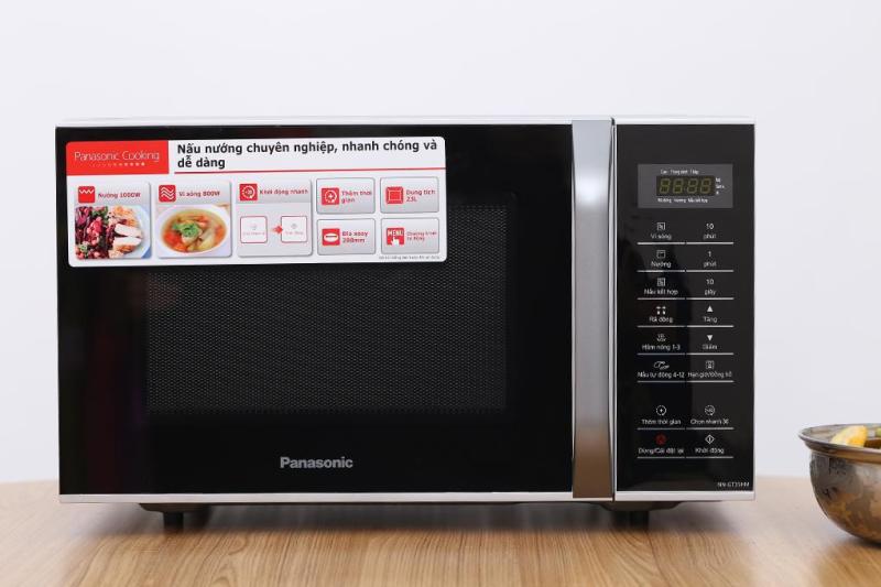 Lò vi sóng có nướng Panasonic NN-GT35HM 23L (Đen bạc) + Tặng kèm vỉ nướng