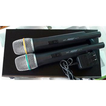 Micro karaoke không dây BS 777- bảo hành 12 tháng