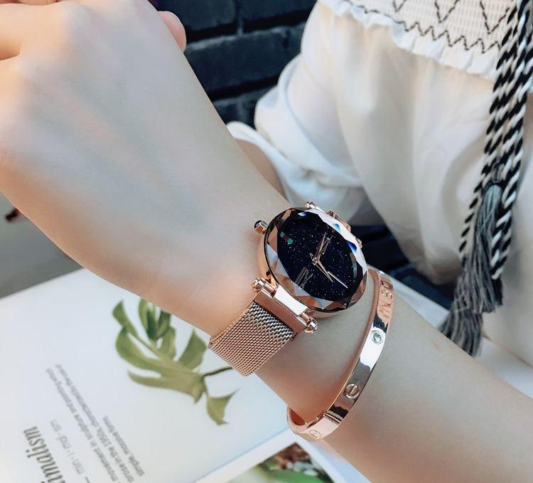 Kết quả hình ảnh cho Äá»ng Há» Thá»i Trang Nam Châm