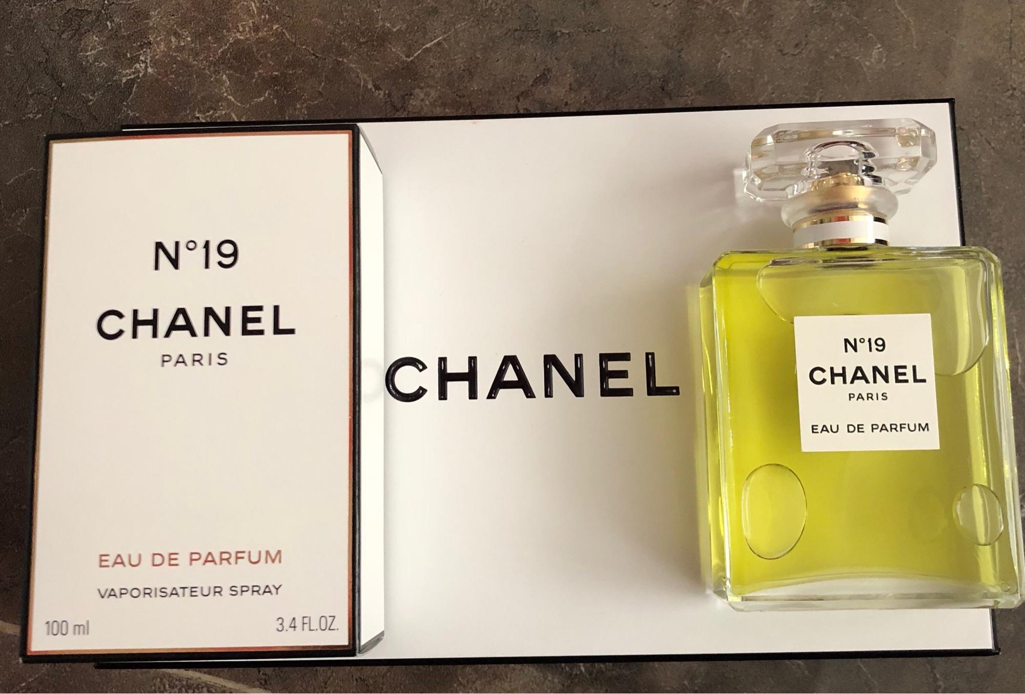 Chanel No 19 Parfum by Chanel  WikiScents