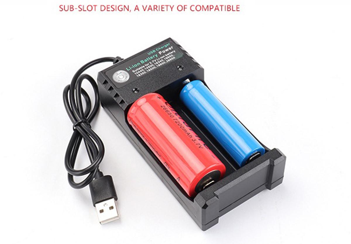 Sạc pin đa năng Bmax đầu USB 2 khe cho pin 18650, 14500, 16340, 16650, 26650.