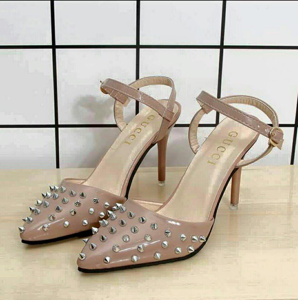 Sandal mũi kín đinh đế 9p chất da siêu đẹp full box