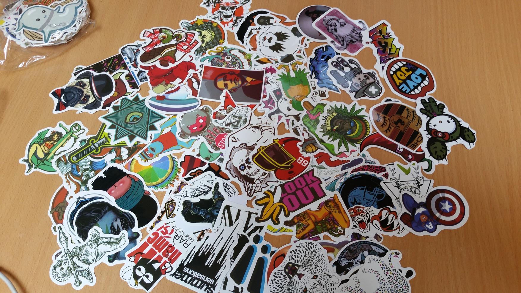 Combo 100 sticker dán mũ bảo hiểm, dán xe, dán laptop ...