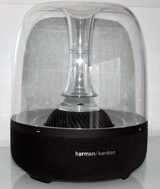 Harman Kardon Aura