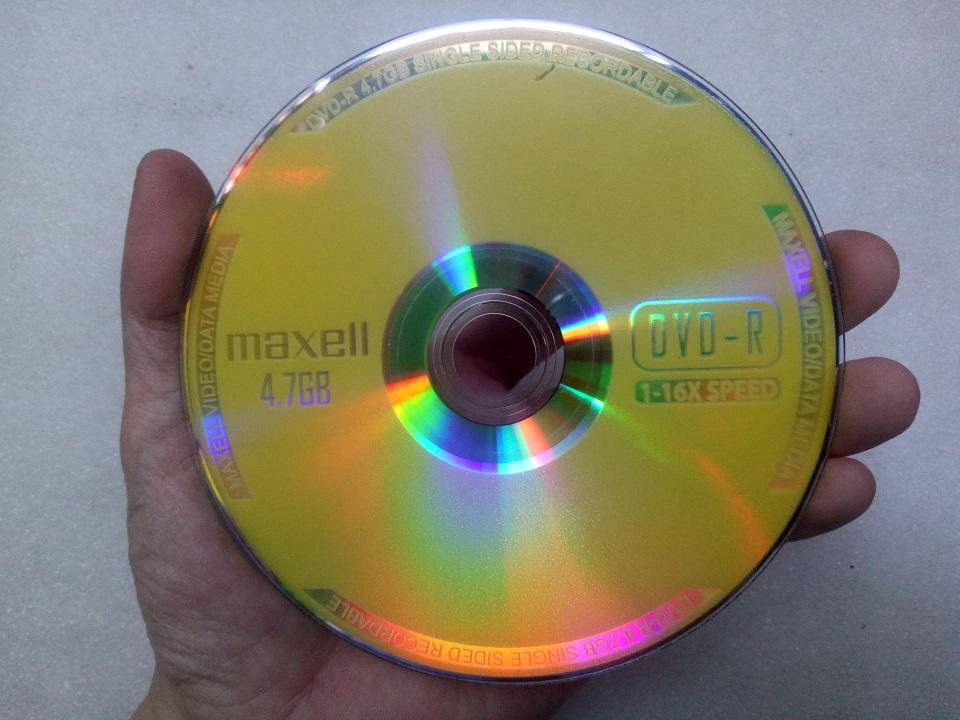 DVD trắng Maxell