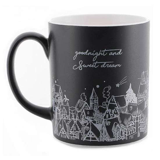 Ly sứ Dong Hwa họa tiết ngôi làng màu đen 300ml MC001 (Đen)