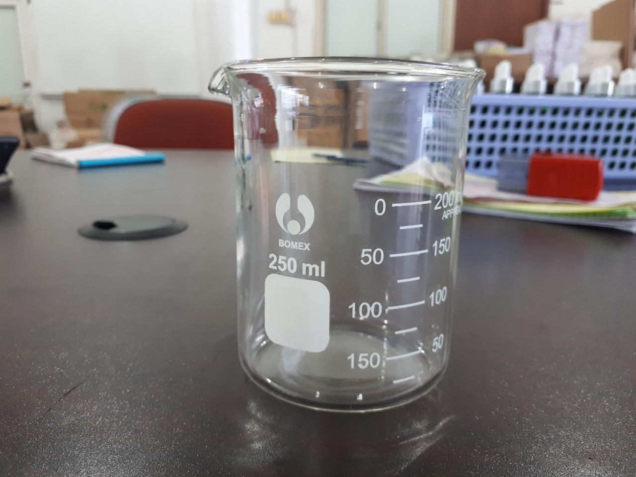 Cốc Thủy Tinh 250ml Dùng Làm Son Hoặc Mỹ Phẩm Handmade