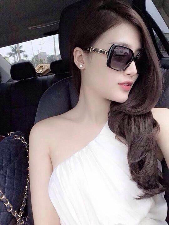 Kính mát nữ bảng vuông gọng xích siêu mẫu Ngọc Trinh - kính mát nữ thời trang kính mát Hàn Quốc hợp thời trang siêu đẹp, chống chói chống nắng phù hợp đi làm đi du lịch mẫu mới 2019 mã giảm giá khủng