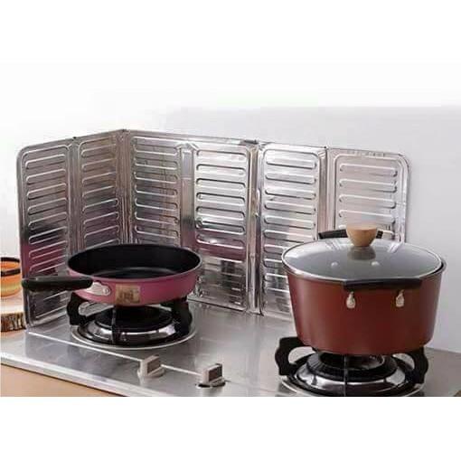 Tấm chắn dầu mỡ nhà bếp chống ẩm, mốc tường