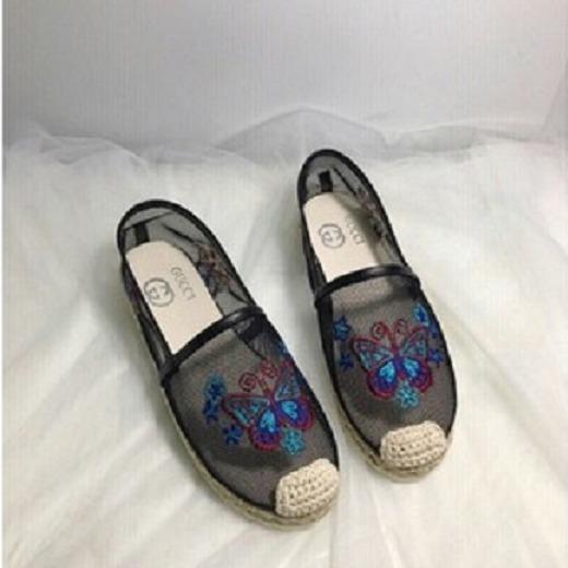 Giày slip-on thêu bướm cao cấp