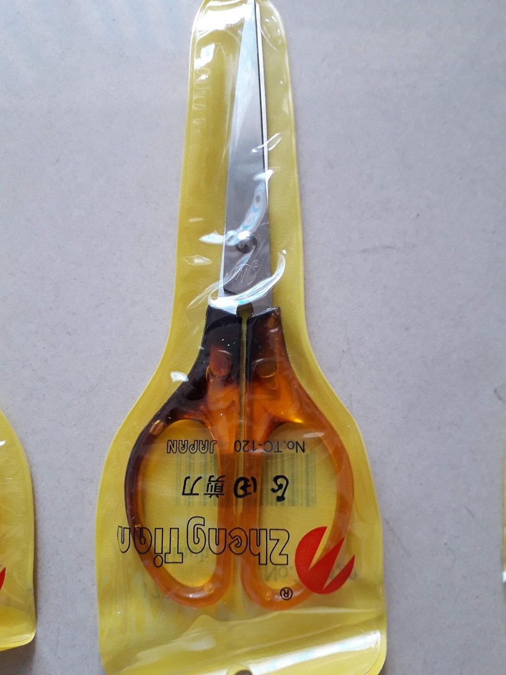 Kéo đồi mồi nhỏ s120. kéo chenguang, tc-120. dài khoảng 17cm. kéo văn phòng nhỏ đồi mồi s120. 7 inches. dùng trong văn phòng