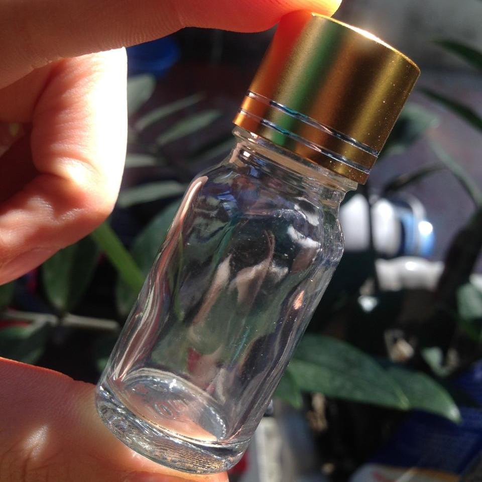 Lọ thủy tinh trong nắp vàng 10ml