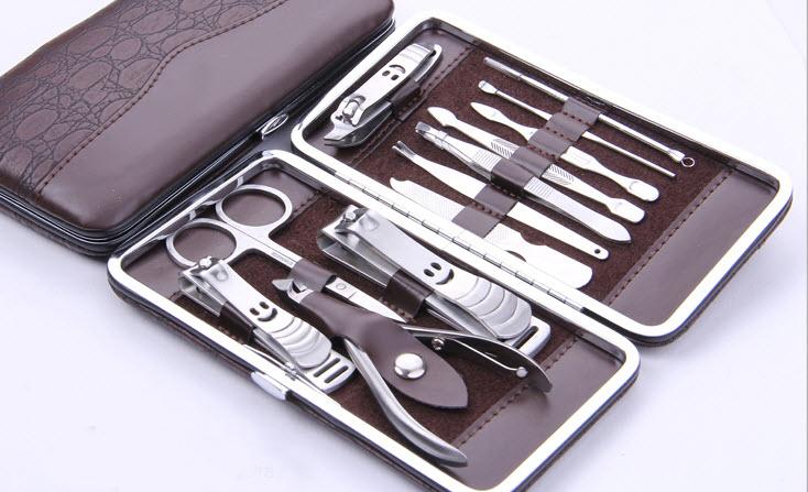 Bộ dụng cụ chăm sóc móng tay 12 món