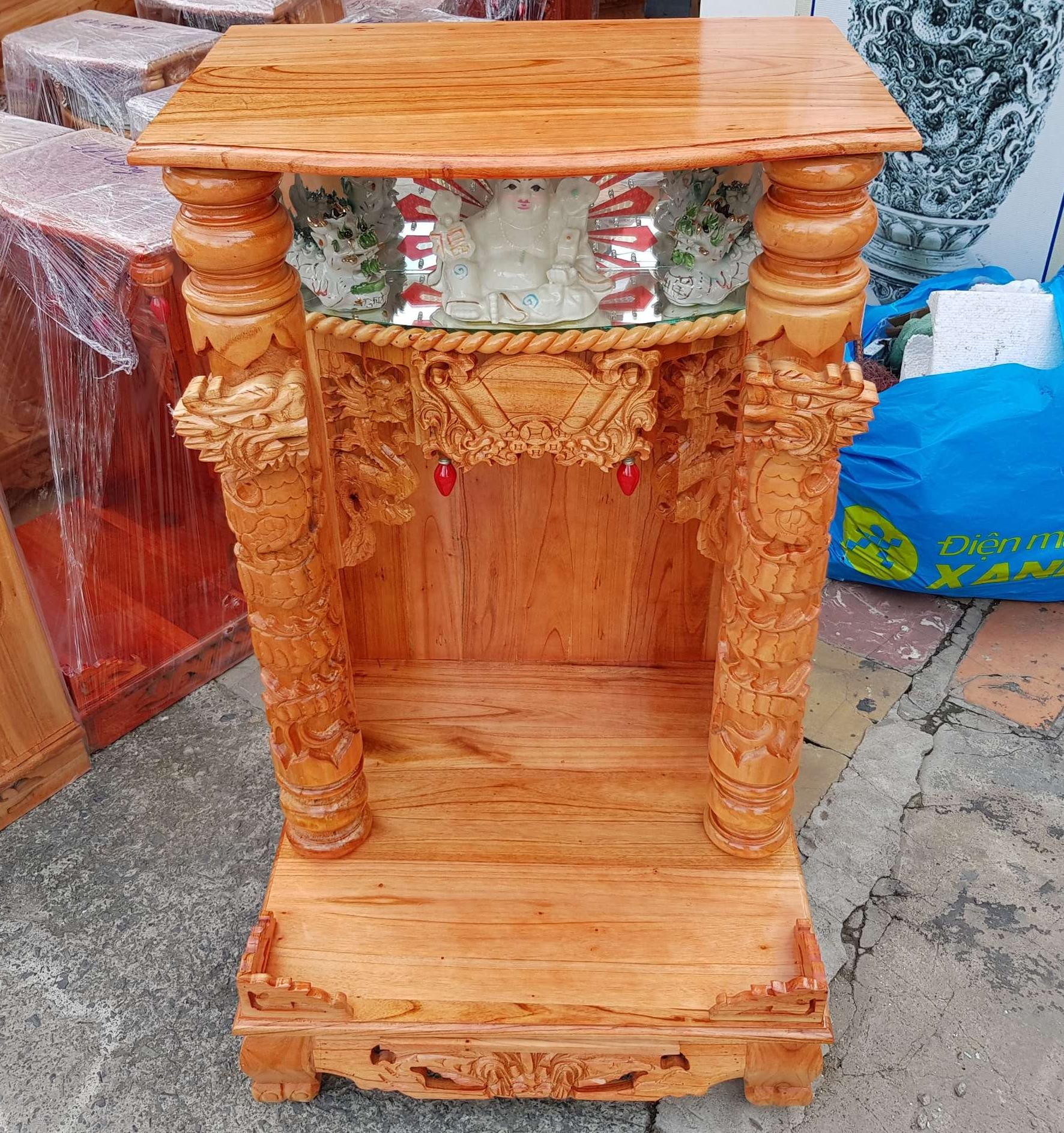 Bàn thờ thần tài ông địa gỗ xoan ngang 60 quỳ trụ điện tử