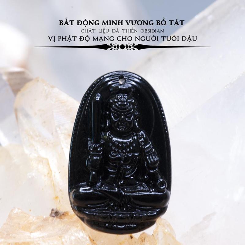 Mặt dây chuyền Bất Động Minh Vương Bồ Tát Obsidian - Phật bản mệnh cho người tuổi Dậu