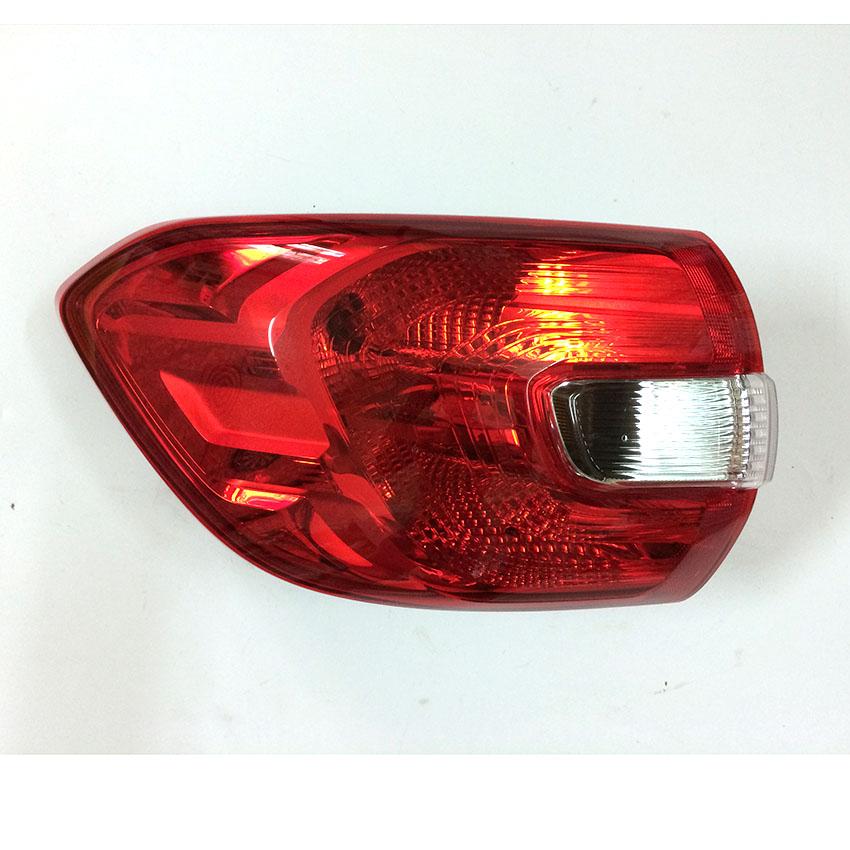 Đèn hậu trái ford everest 2015-2018 mã phụ tùng: eb3b13405ad