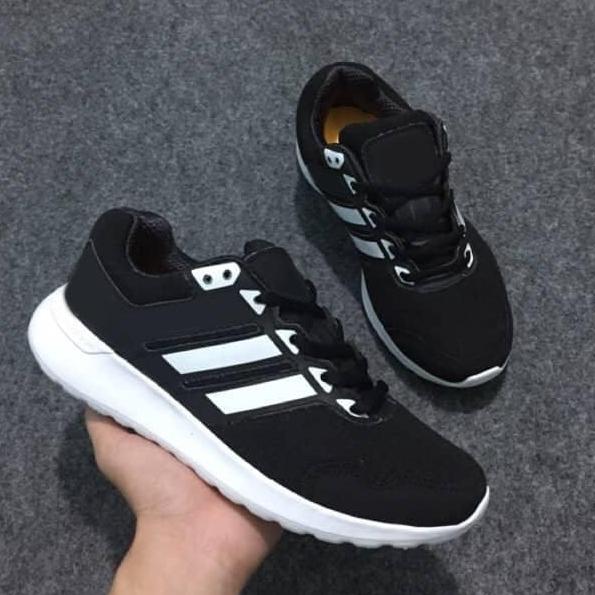 [HCM]Giày Thể Thao Sneaker Nam Nữ ( Đen Phối Trắng )