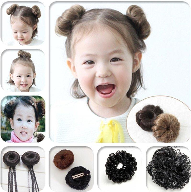Búi tóc giả cho bé gái xinh xắn