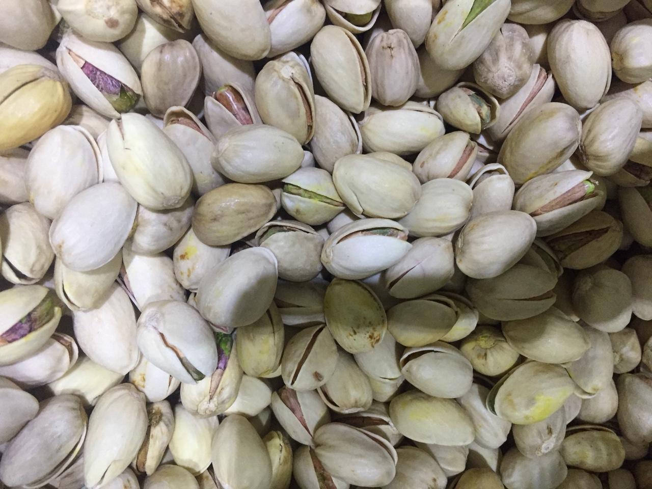 Hạt dẻ cười không tẩy trắng chuẩn Mỹ 1Kg (đã sấy chín)