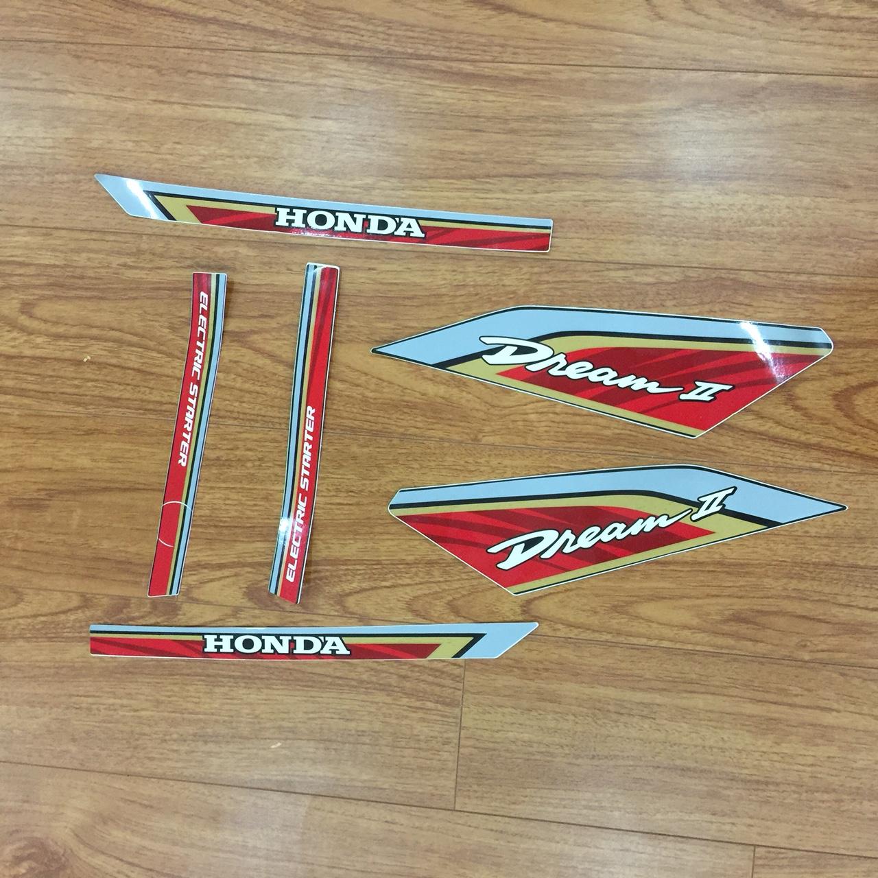 HÀNG HOT - Tem dán xe Dream II đẹp như mới, siêu bền đang được tìm kiếm M09-26BG