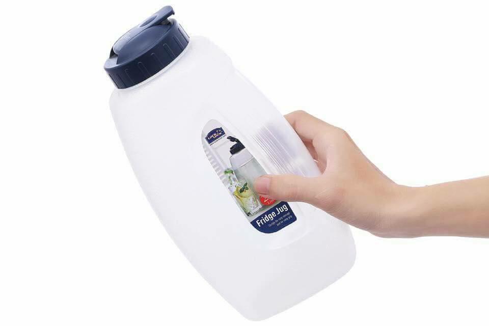 Bình nước nhựa 2 lít lock fridge jug hap609b