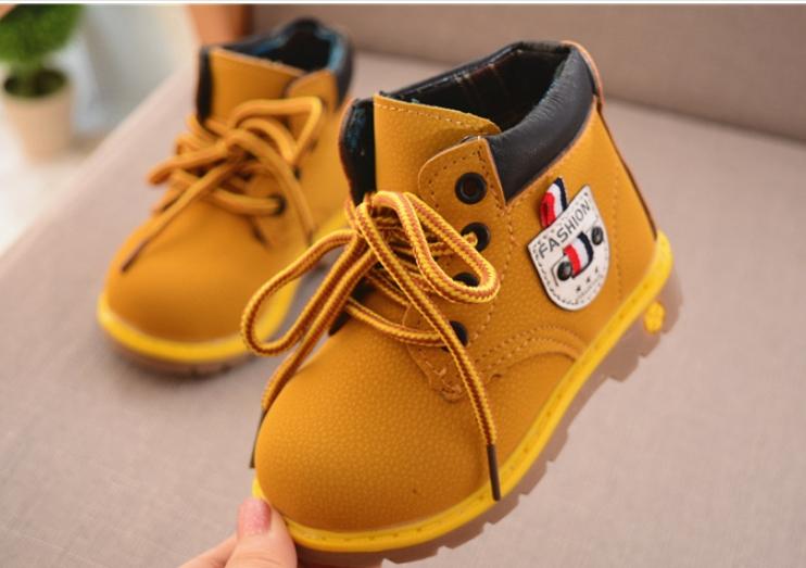 Giày cao cổ bé trai phong cách Hàn quốc cho bé từ 1-8 tuổi