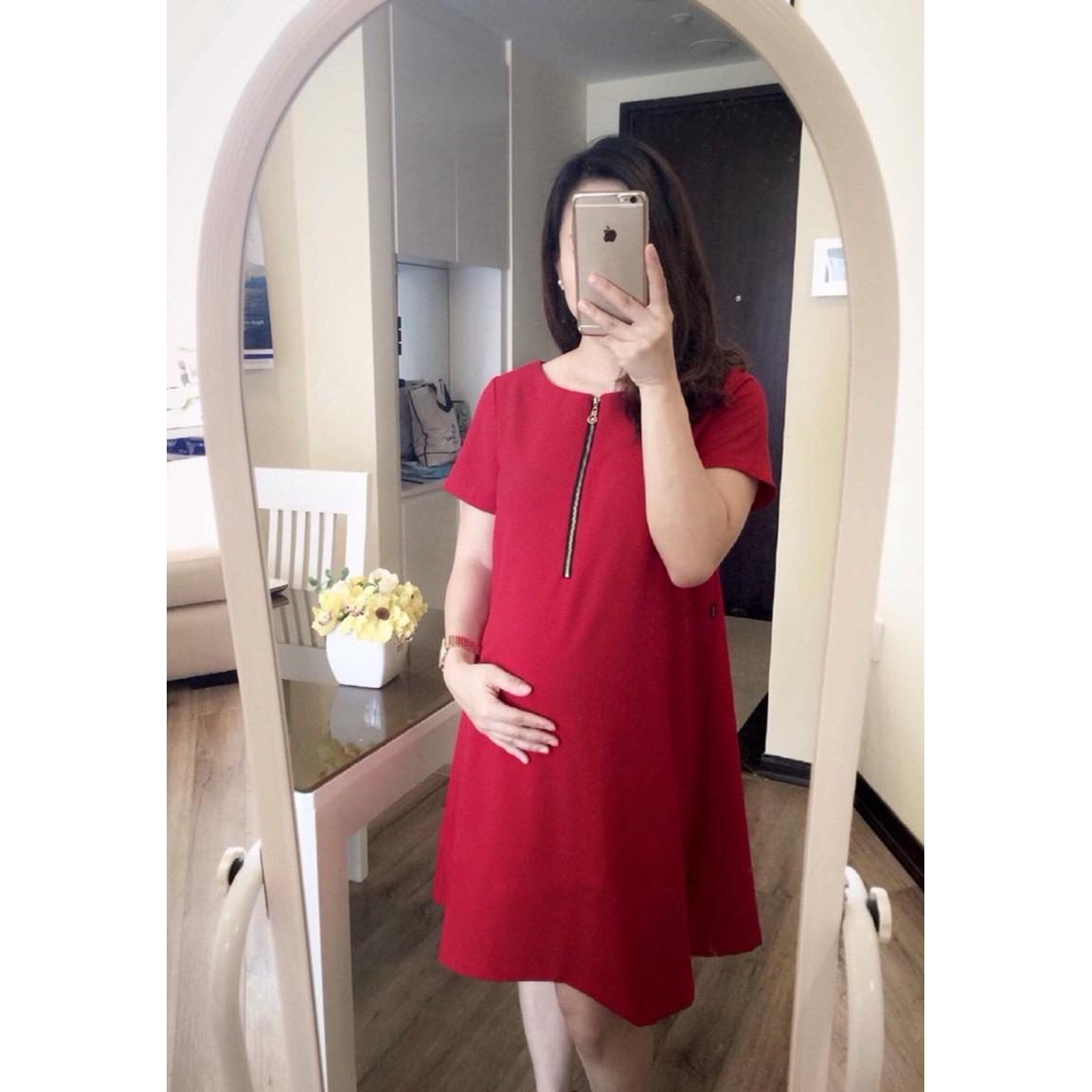 Đầm bầu trước và sua sinh cho con bú