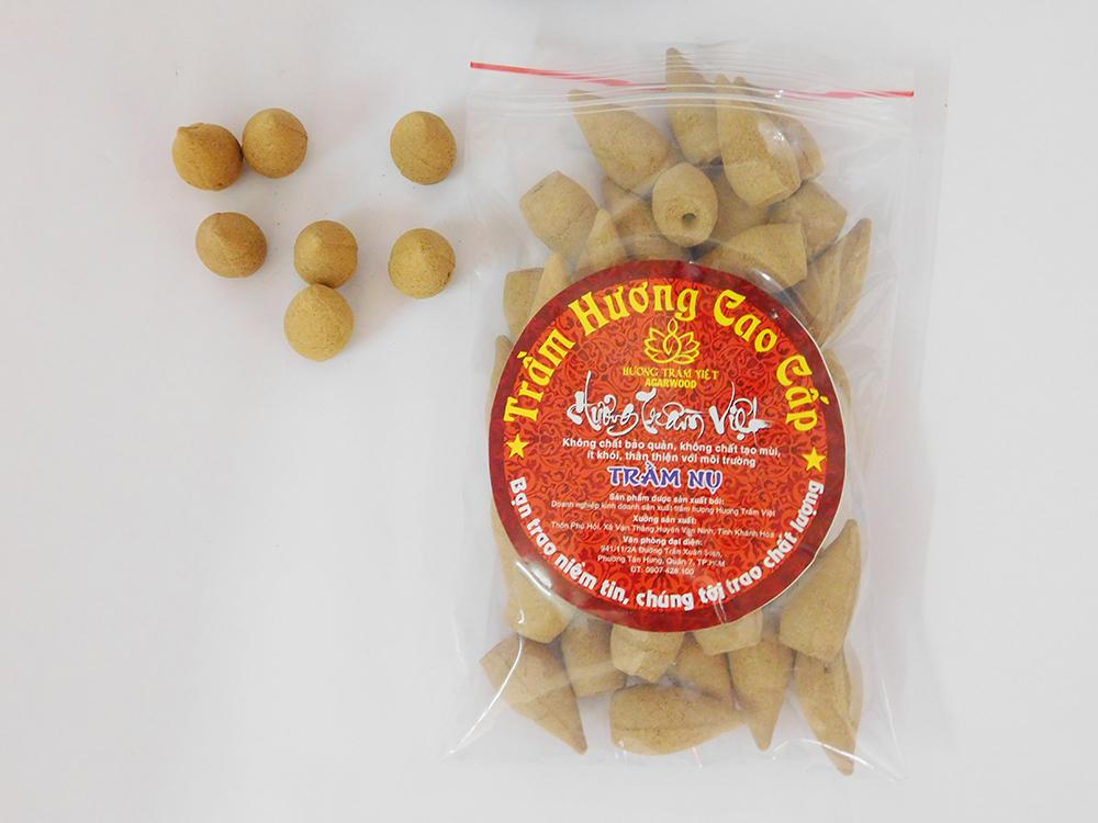 Trầm nụ thác khói