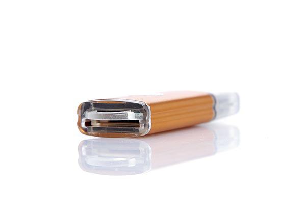 đọc thẻ nhớ sd