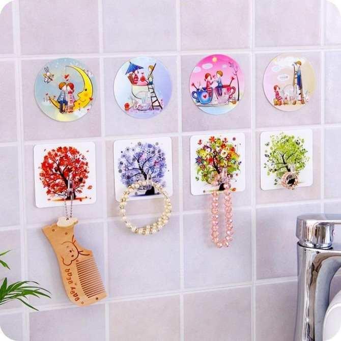 Combo 10 móc treo dán Gạch Men , dán Tường 3D siêu dính chịu lực tốt ( hình ngẫu nhiên )