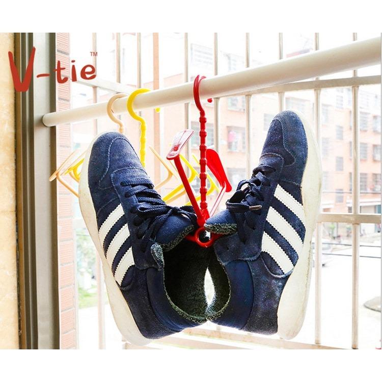 Móc Treo Giày Đa Năng Móc Phơi Giày Thông Minh 360 Độ Màu Vàng