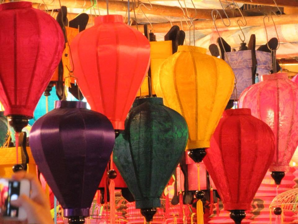 Bộ 2 Đèn lồng hội an MIỄN SHIP ( LOẠI TO 30cm , màu đỏ ).