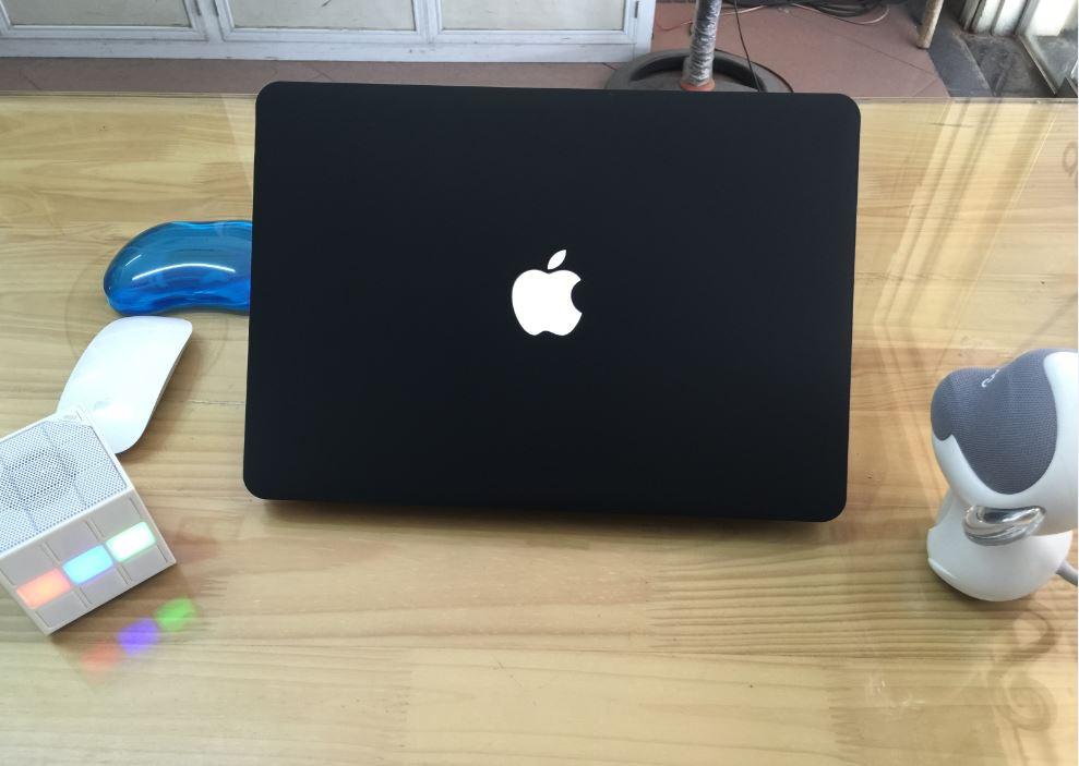Ốp bảo vệ macbook 13 air màu đen nhung