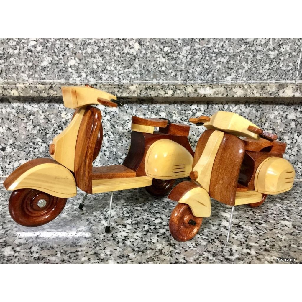 Mô Hình Xe Vespa MIỄN SHIP ( đồ chơi trẻ em, gỗ phủ sơn mài )