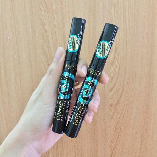 Mascara Eveline False Definition & Waterproof 4D giúp dày và dài mi